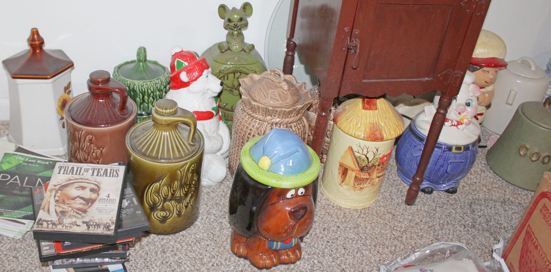 Image for COLOSSAL LIFETIME COOKIE JAR COLLECTION AUCTION