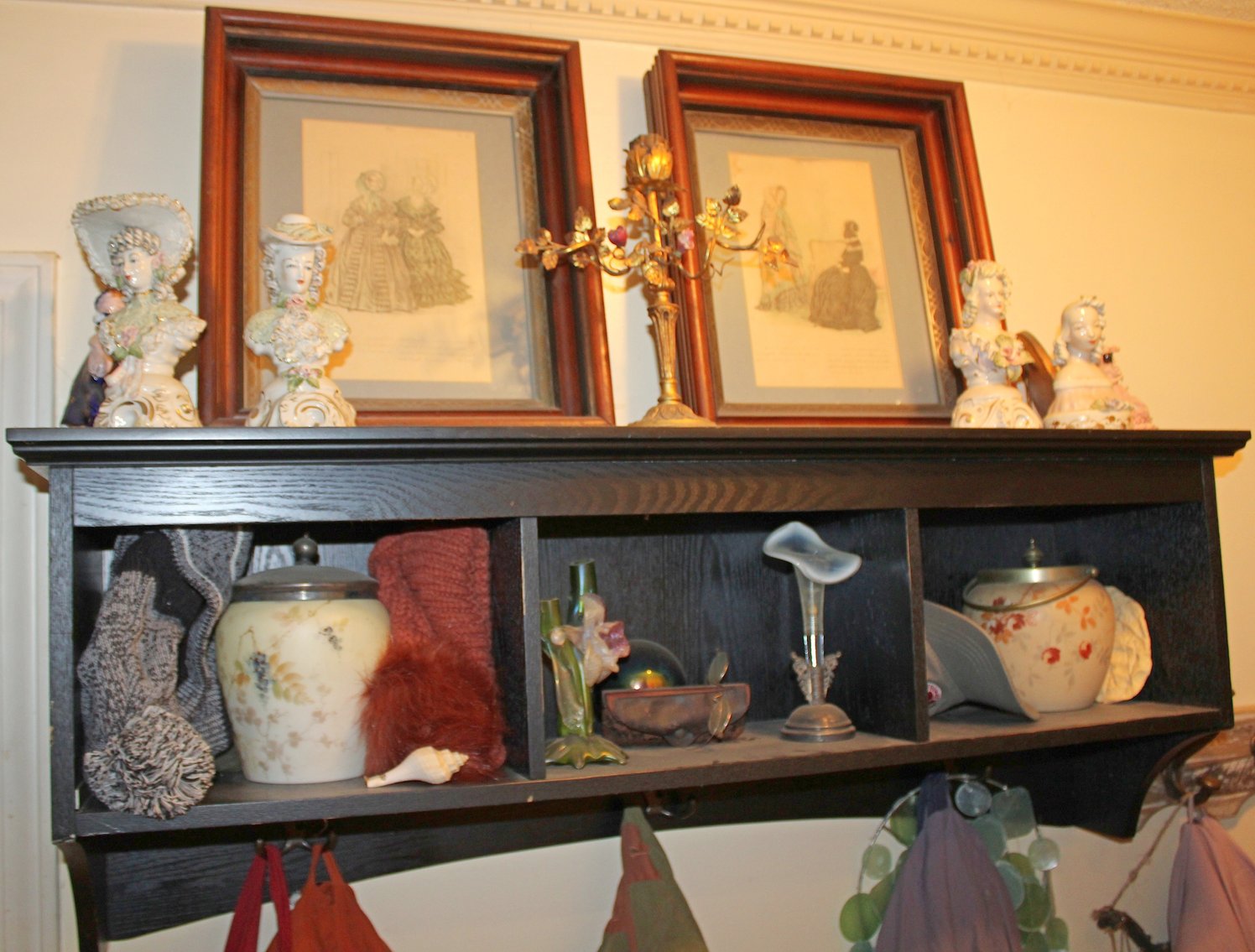 Image for FANTASTIC ANTIQUE ESTATE AUCTION