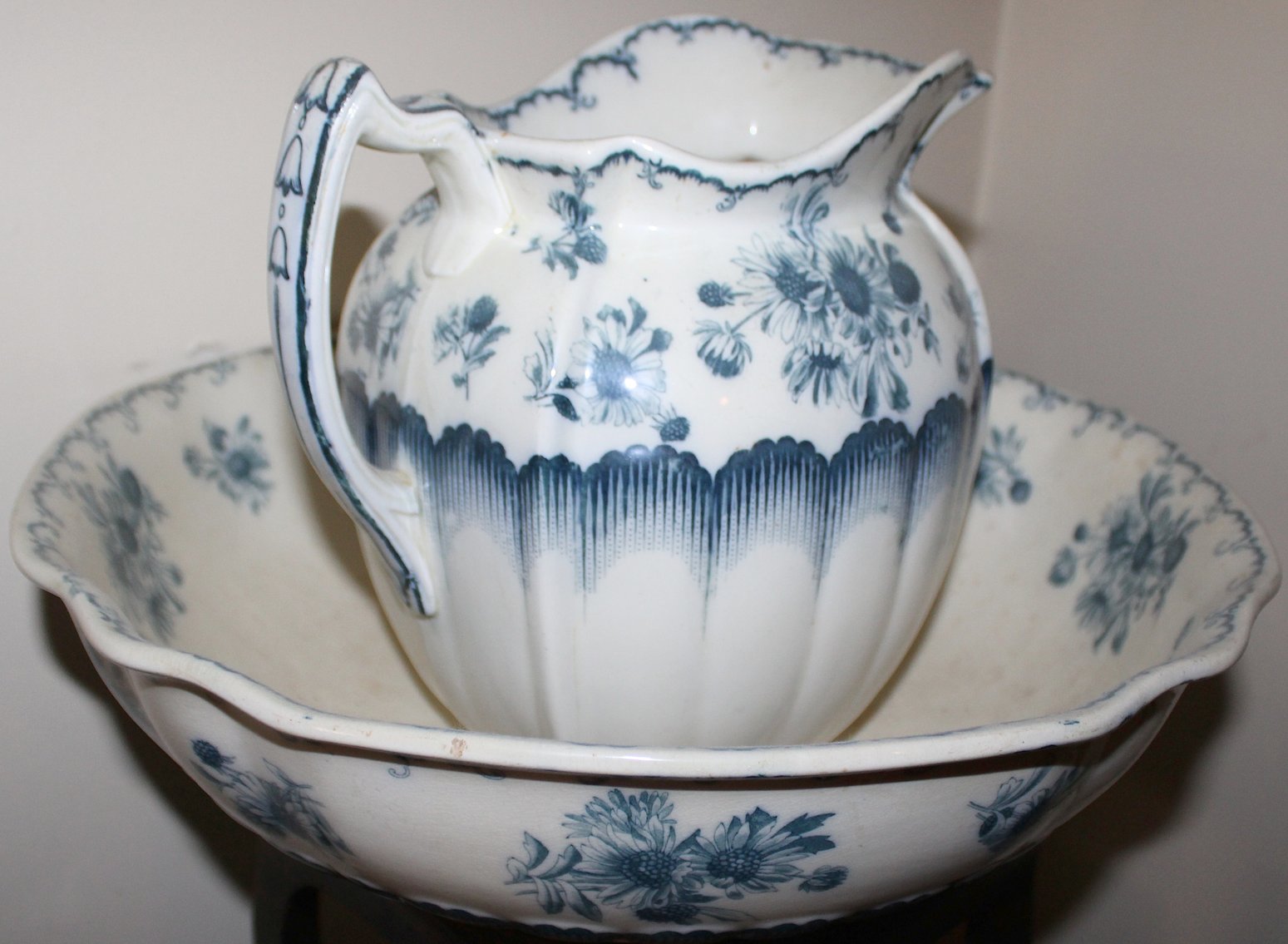 Image for FANTASTIC ANTIQUE ESTATE AUCTION