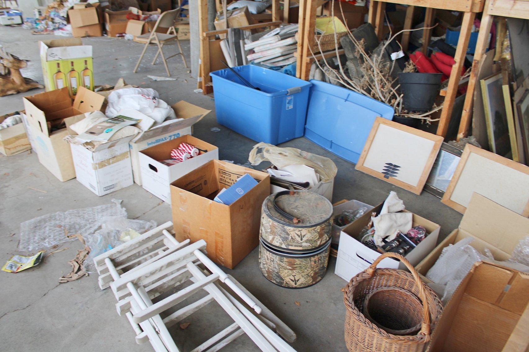 Image for PRIVATE CELEBRITY MYSTERY AUCTION PART 2