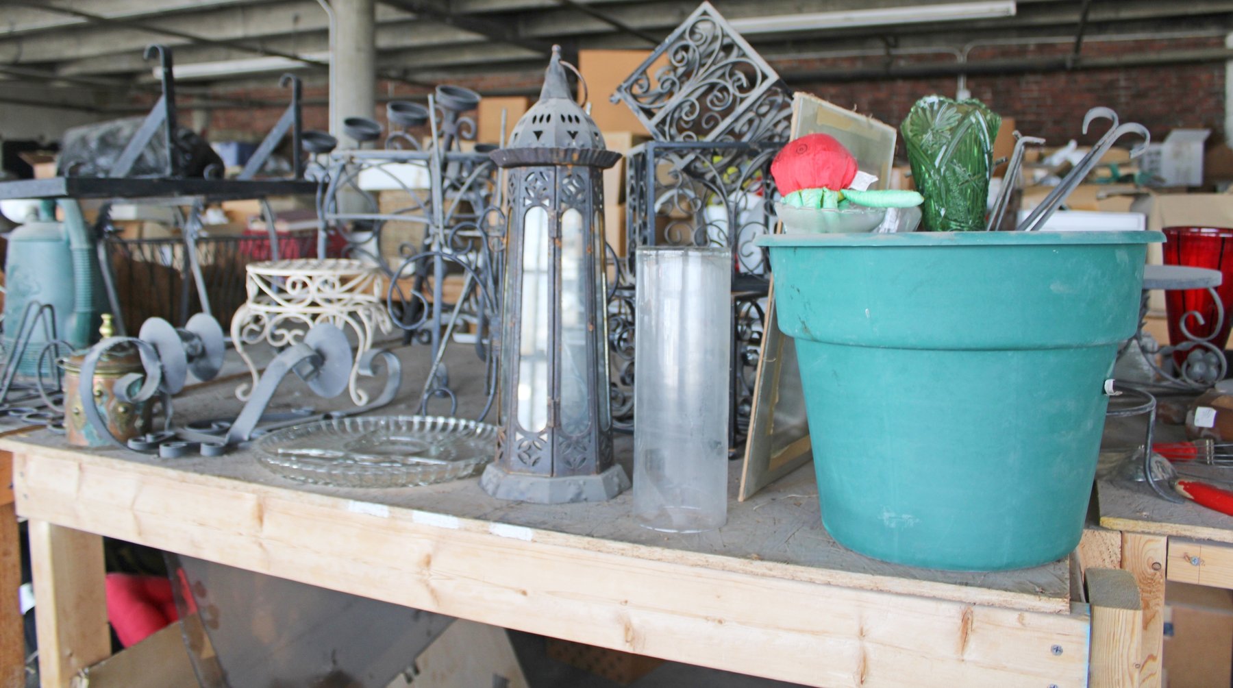 Image for PRIVATE CELEBRITY MYSTERY AUCTION PART 2