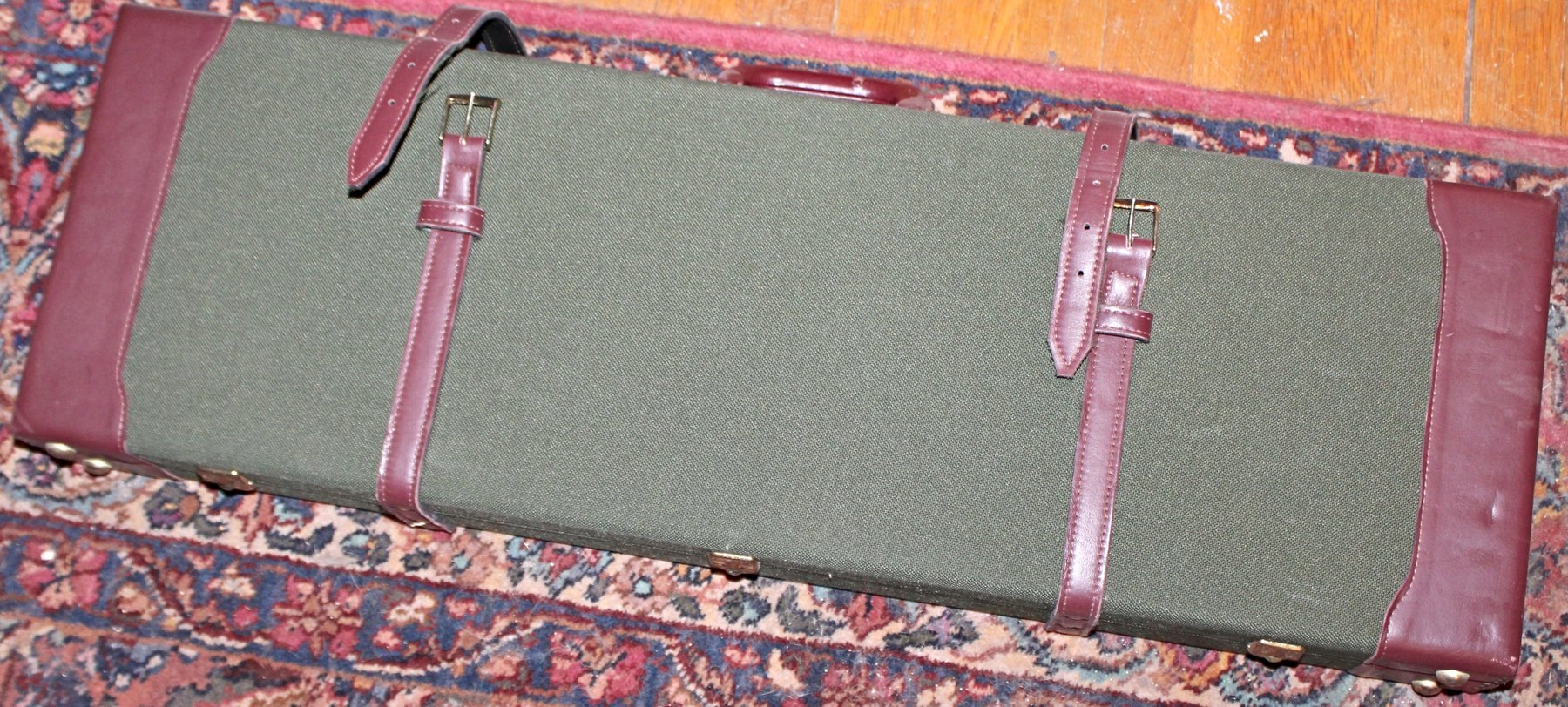 Image for FANTASTIC LIVING ESTATE AUCTION