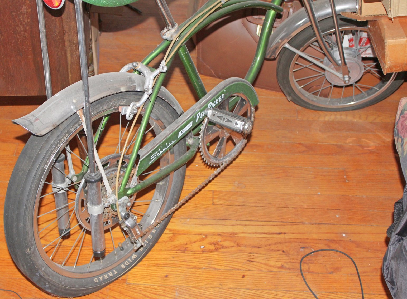 Image for FANTASTIC LIVING ESTATE AUCTION