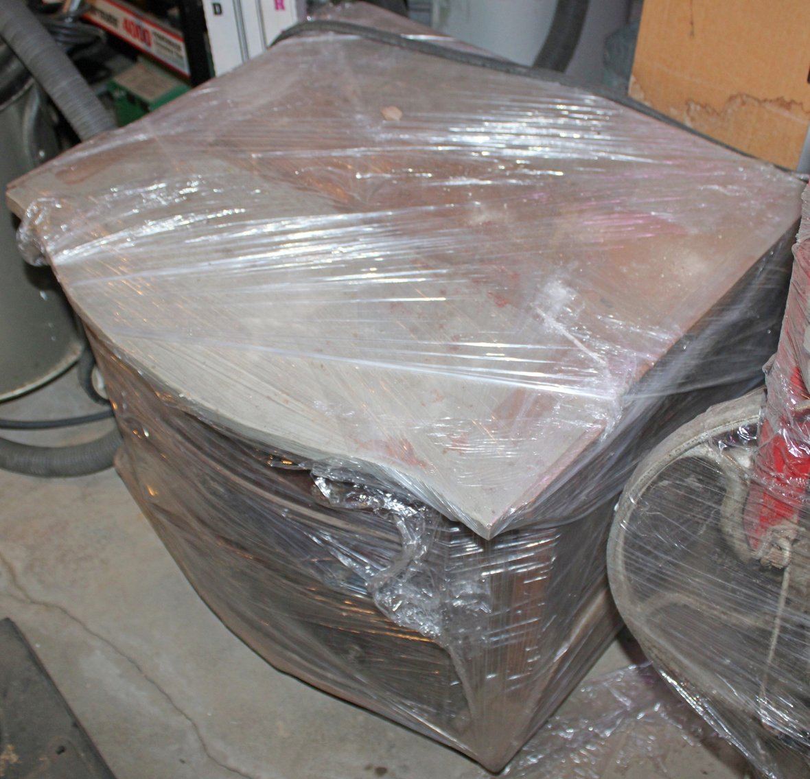 Image for FANTASTIC LIVING ESTATE AUCTION