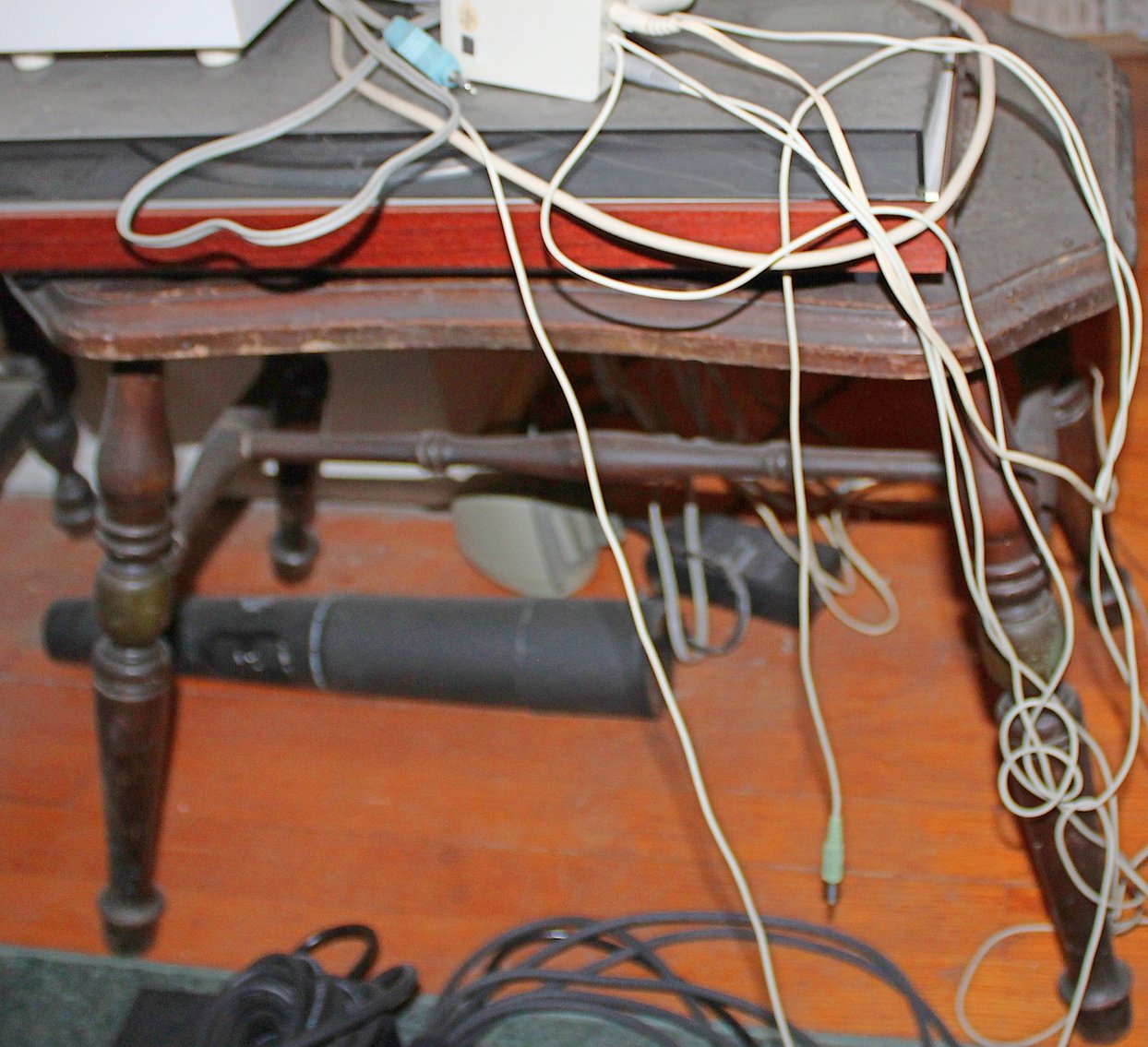 Image for FANTASTIC LIVING ESTATE AUCTION