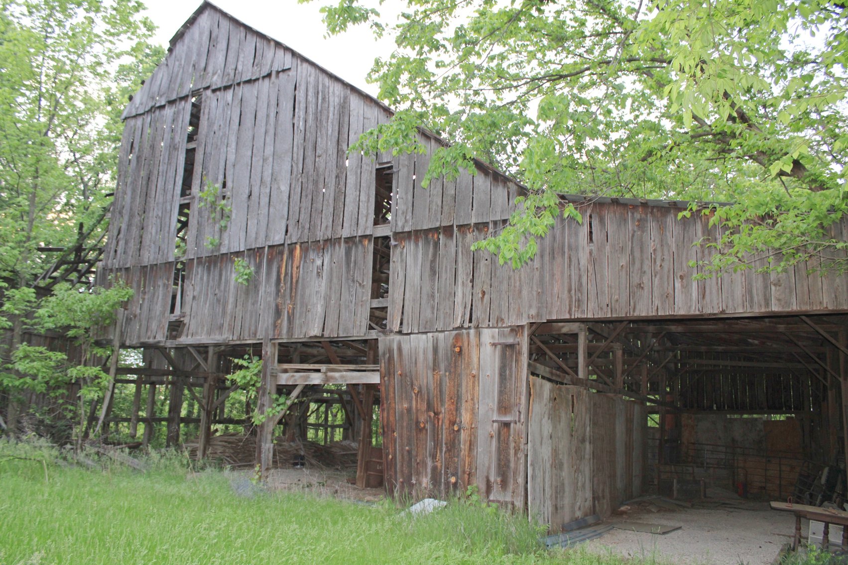 Image for HUGE 2-RING FARM ESTATE AUCTION