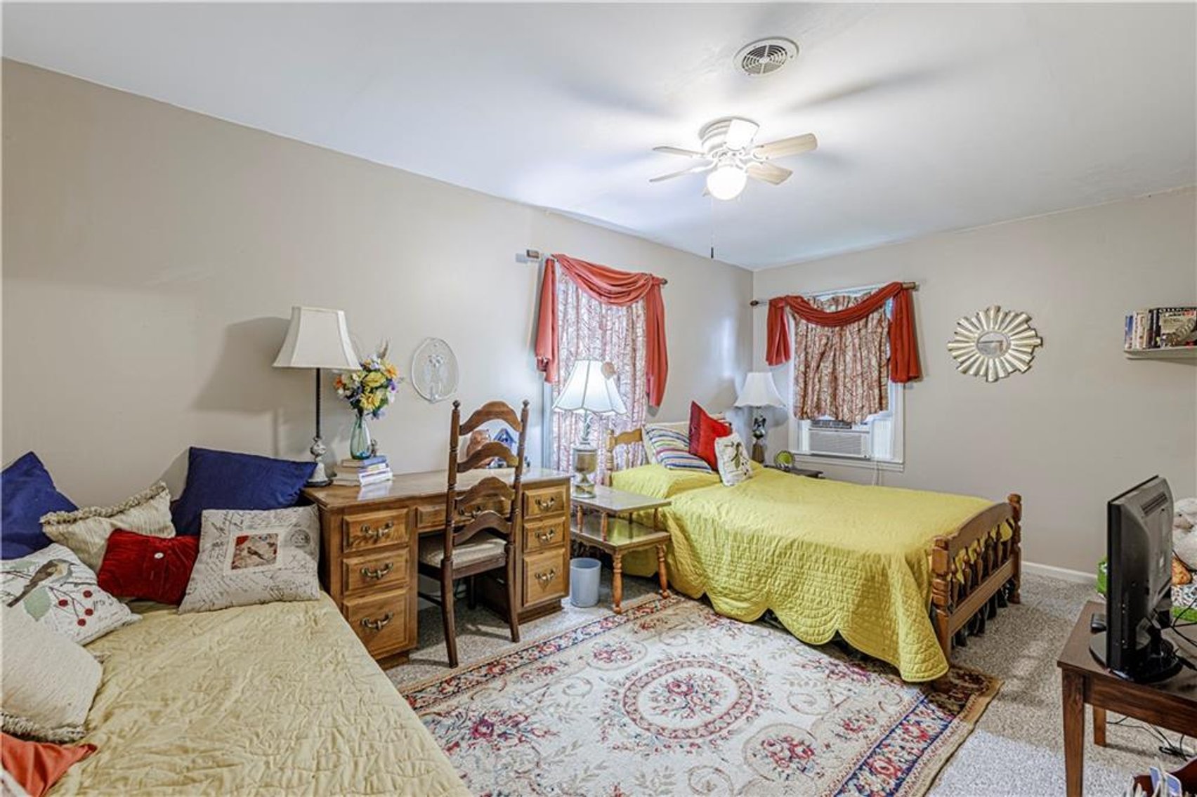 Image for LAST MINUTE EMERGENCY ESTATE AUCTION