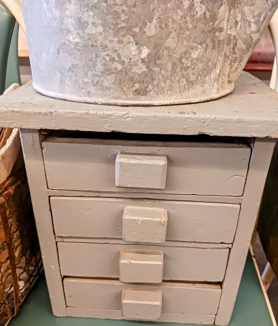 Image for INDOOR MULTI-ESTATE ANTIQUE AUCTION