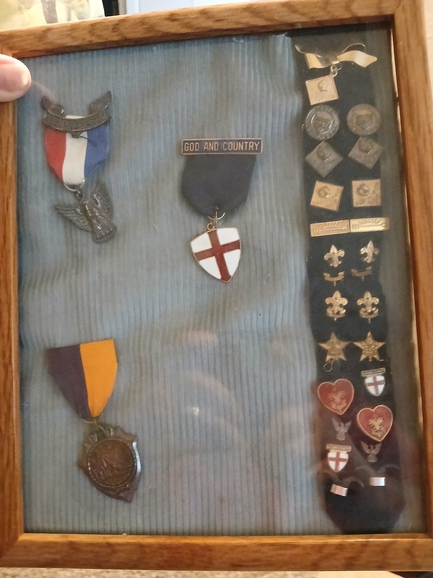 Image for INDOOR MULTI-ESTATE ANTIQUE AUCTION