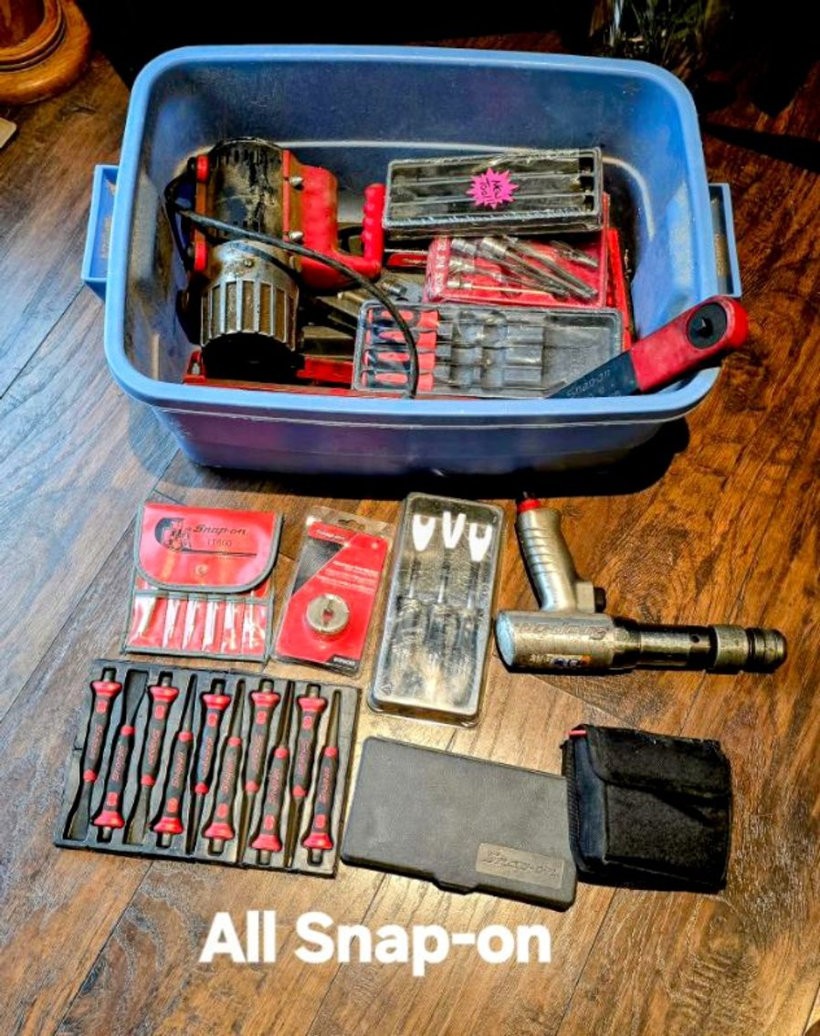 Image for INDOOR MULTI-ESTATE ANTIQUE AUCTION