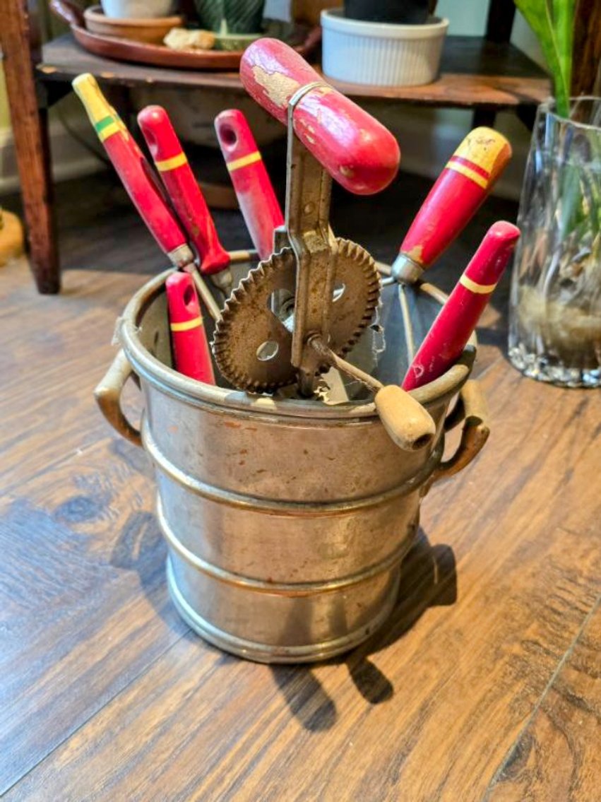 Image for INDOOR MULTI-ESTATE ANTIQUE AUCTION