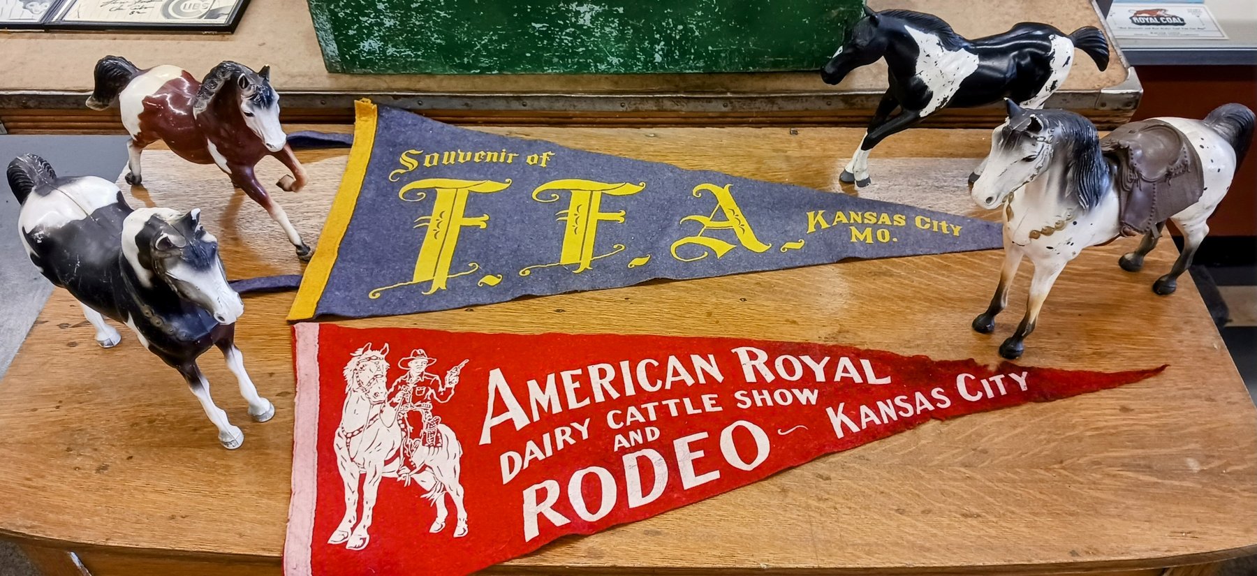 Image for INDOOR MULTI-ESTATE ANTIQUE AUCTION