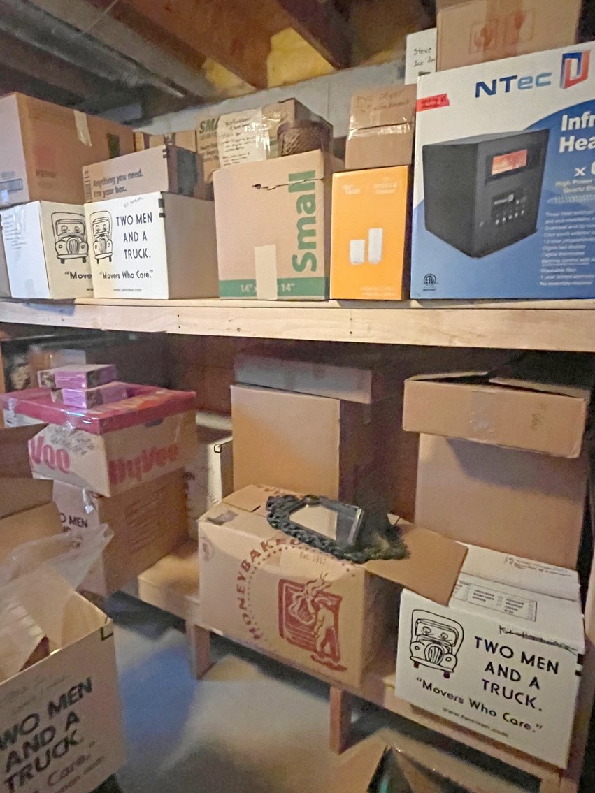 Image for SHORT NOTICE LIVING ESTATE AUCTION