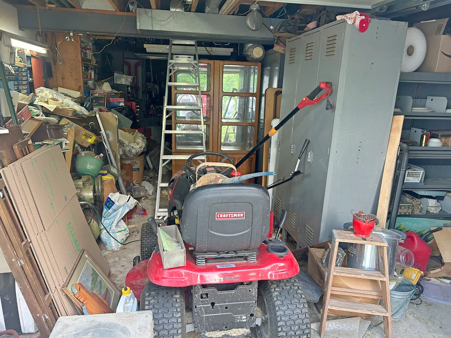 Image for HUGE 2-RING LIFETIME COLLECTOR'S ESTATE AUCTION