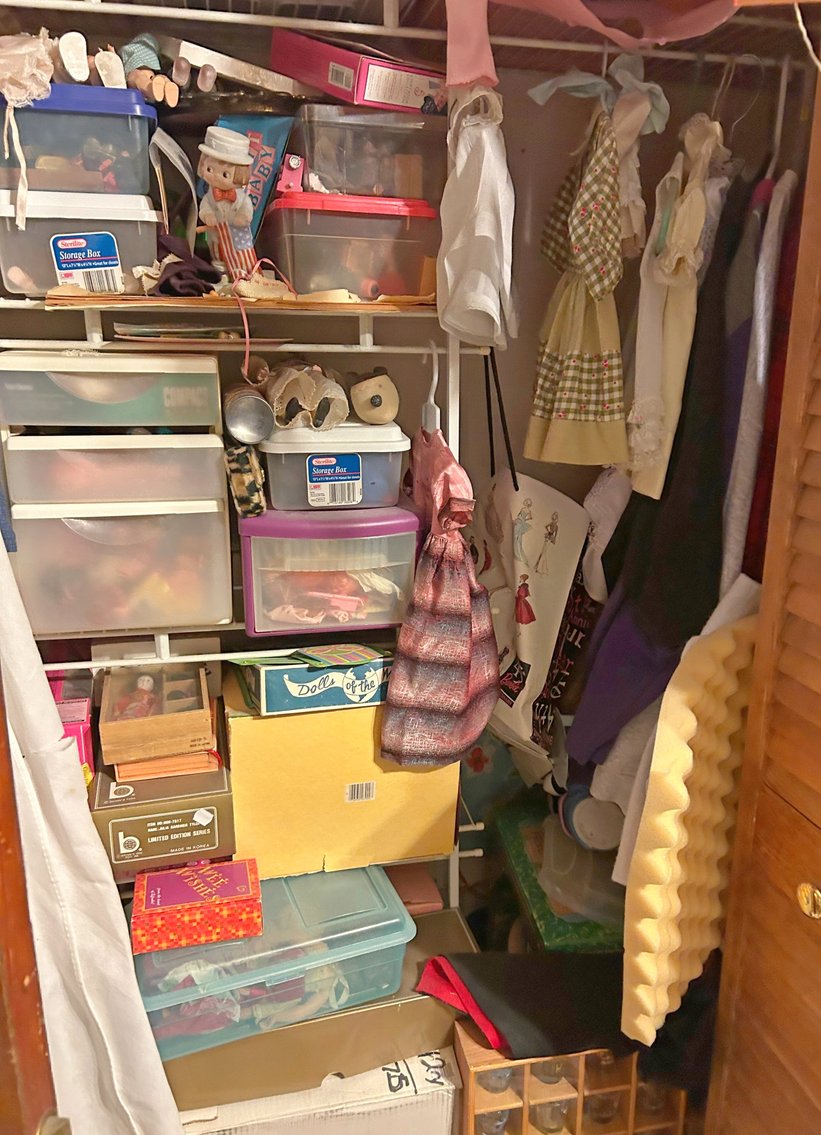 Image for HUGE 2-RING LIFETIME COLLECTOR'S ESTATE AUCTION