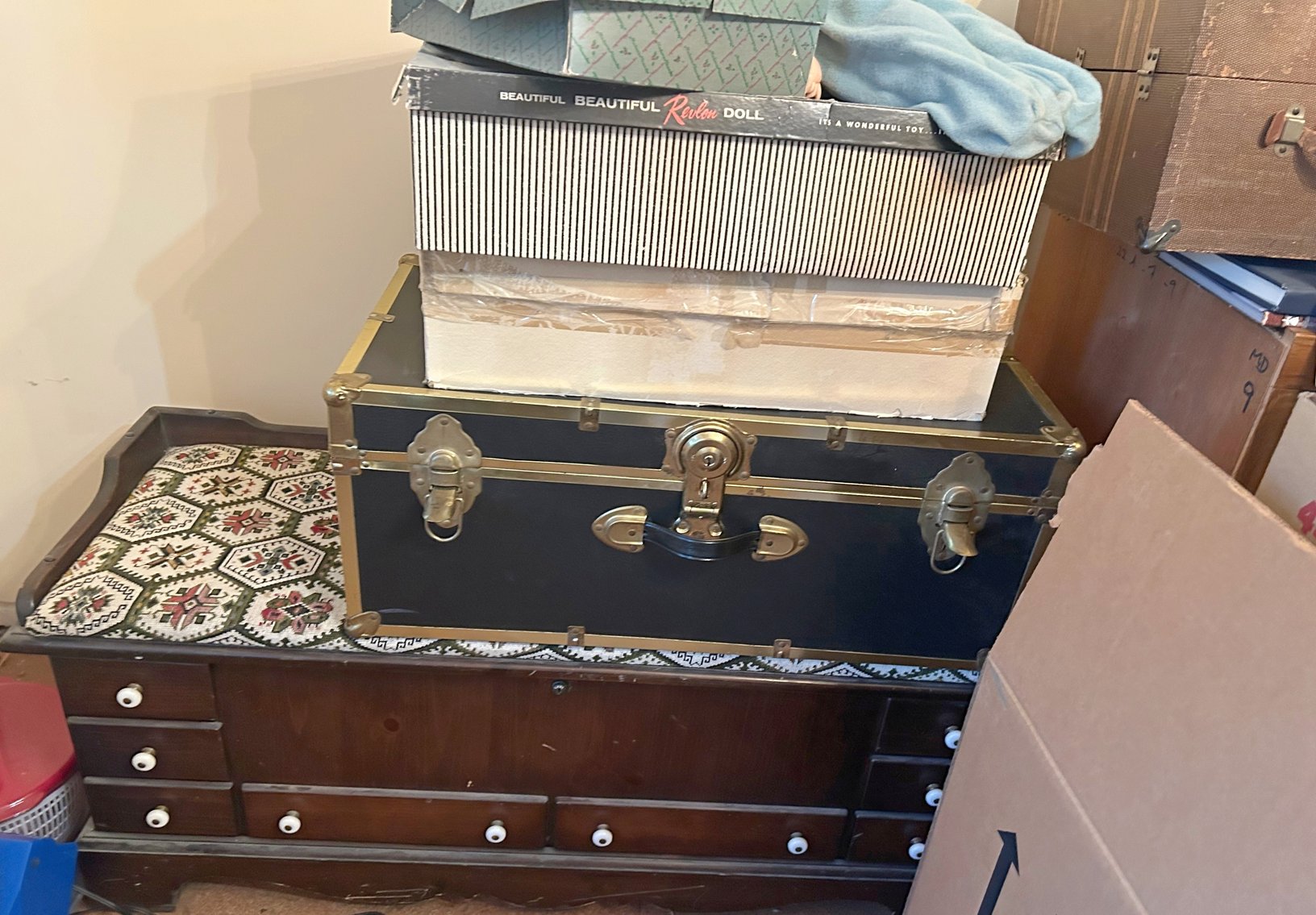 Image for HUGE 2-RING LIFETIME COLLECTOR'S ESTATE AUCTION