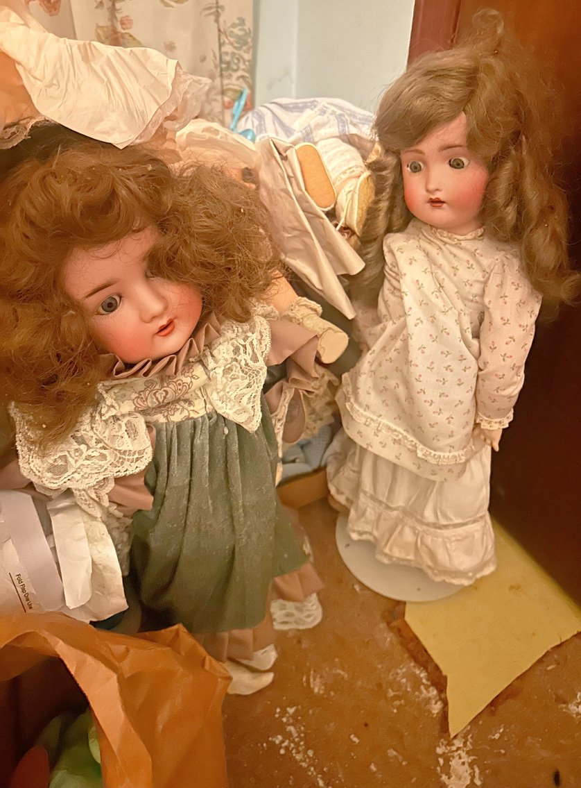 Image for HUGE 2-RING LIFETIME COLLECTOR'S ESTATE AUCTION