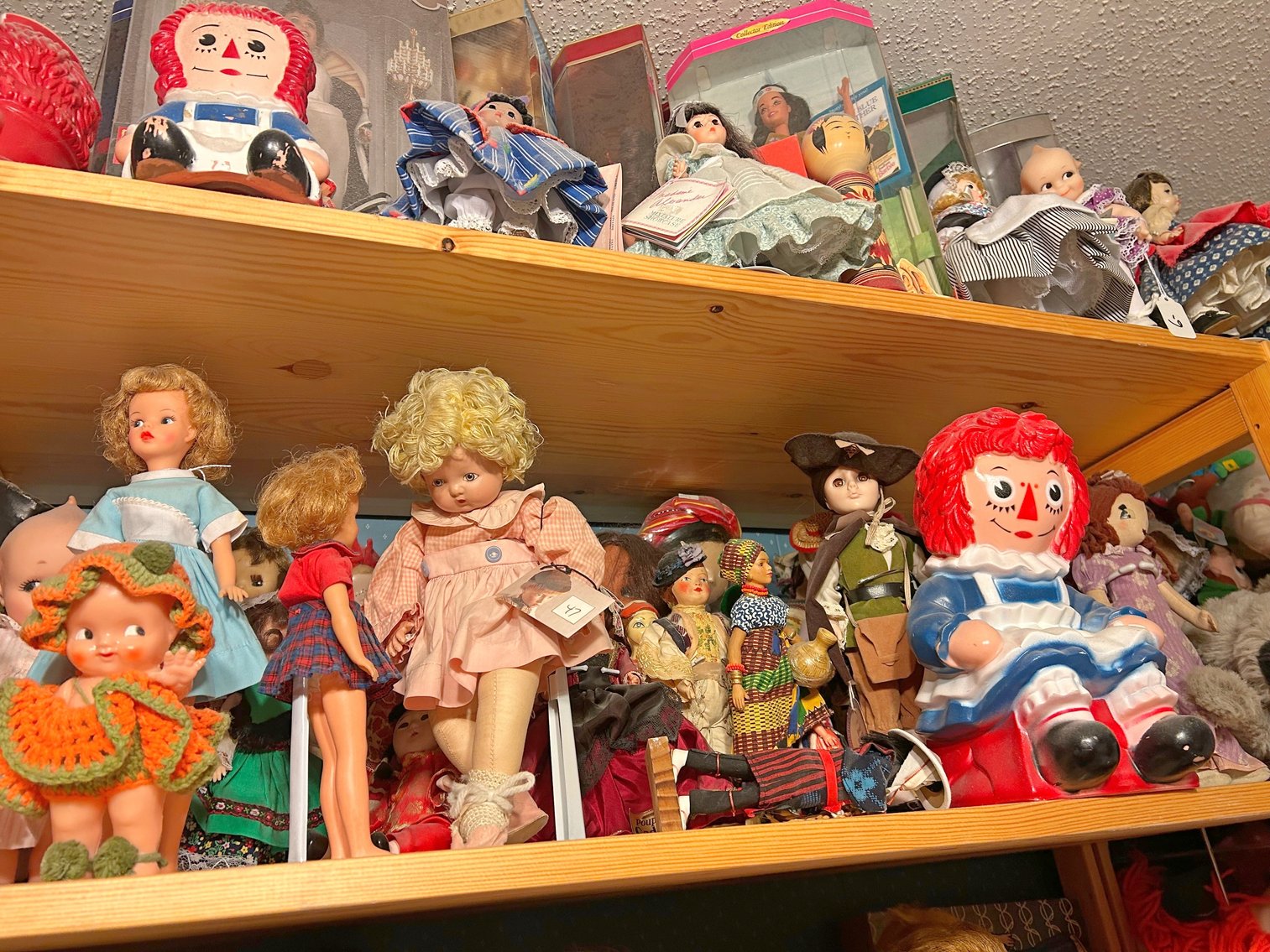 Image for HUGE 2-RING LIFETIME COLLECTOR'S ESTATE AUCTION