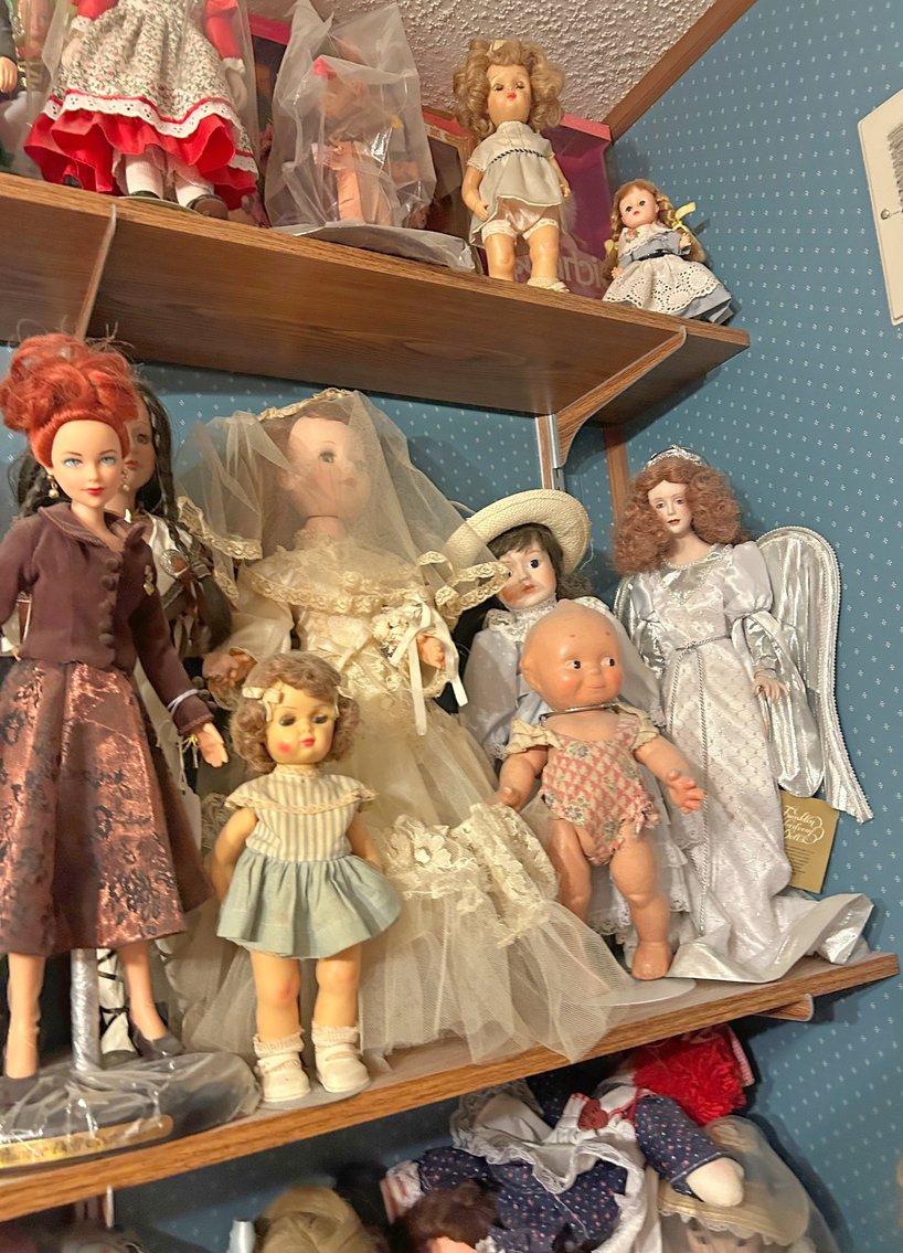 Image for HUGE 2-RING LIFETIME COLLECTOR'S ESTATE AUCTION