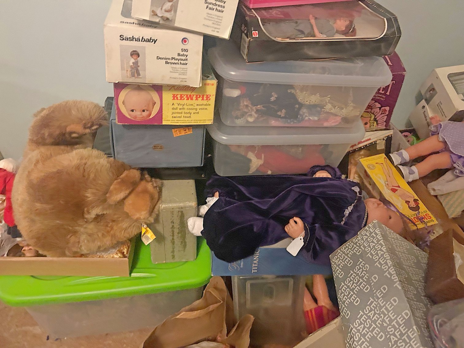 Image for HUGE 2-RING LIFETIME COLLECTOR'S ESTATE AUCTION