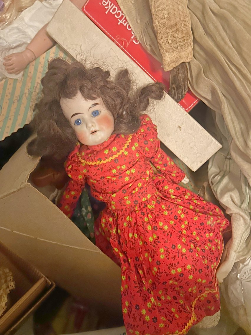 Image for HUGE 2-RING LIFETIME COLLECTOR'S ESTATE AUCTION