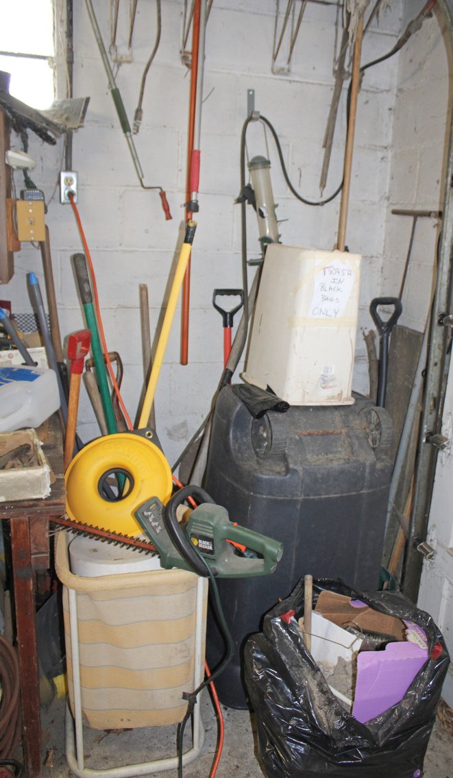 Image for ESTATE AUCTION