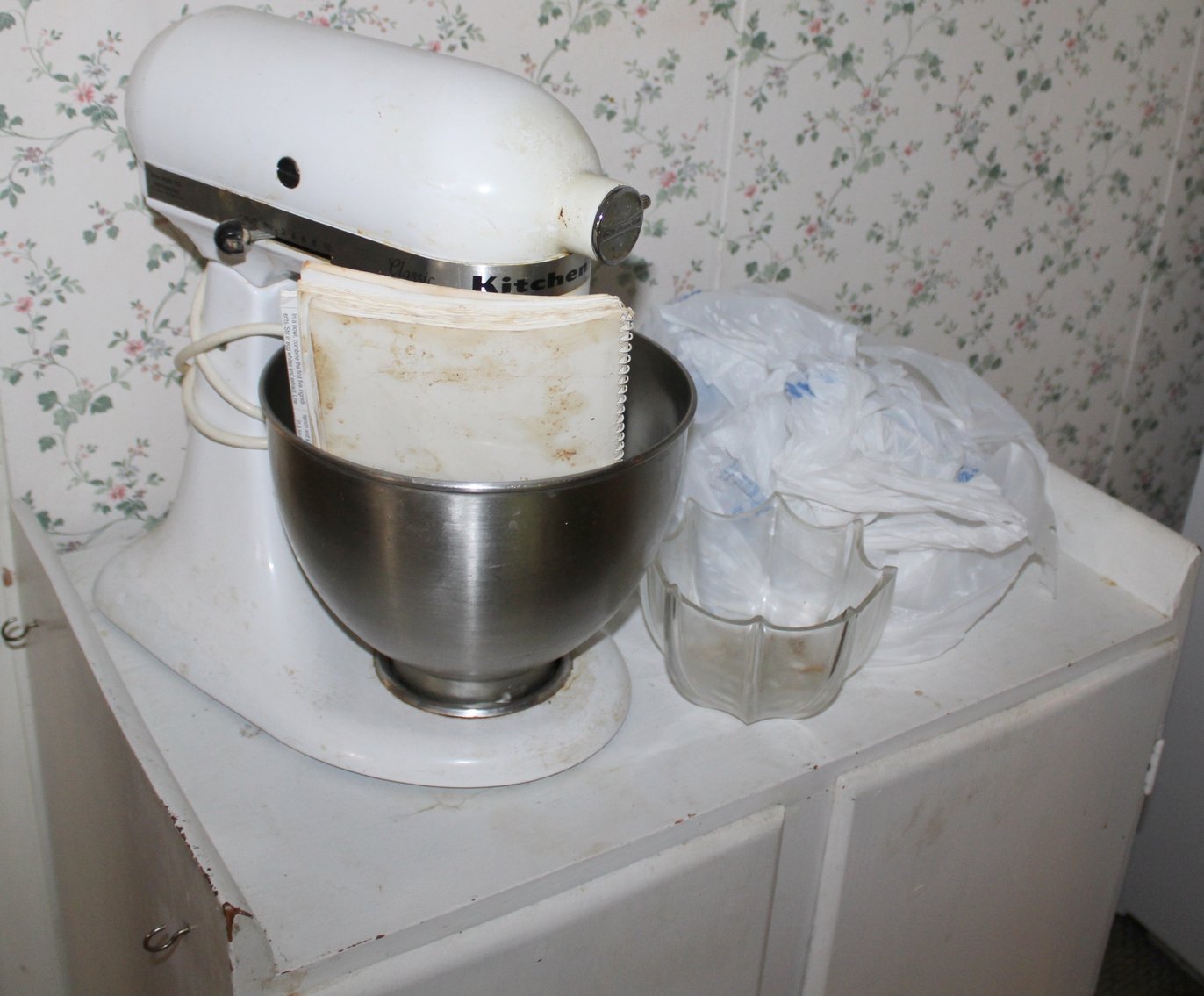 Image for ESTATE AUCTION