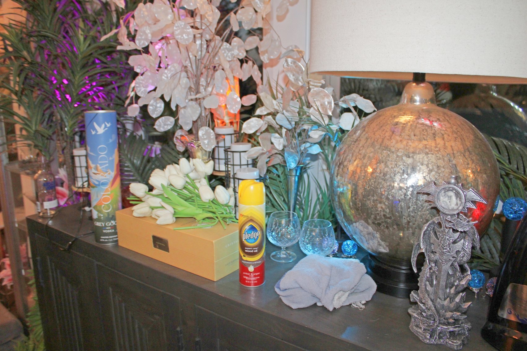 Image for HIGH END LIVING ESTATE AUCTION