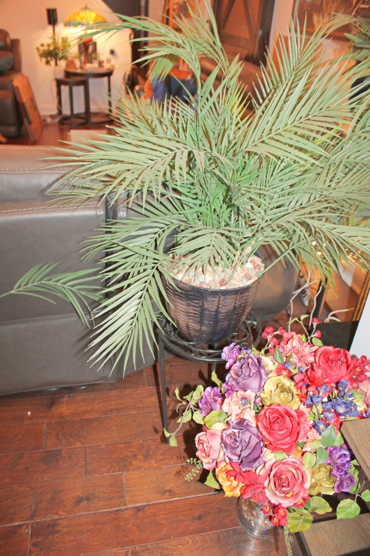 Image for HIGH END LIVING ESTATE AUCTION