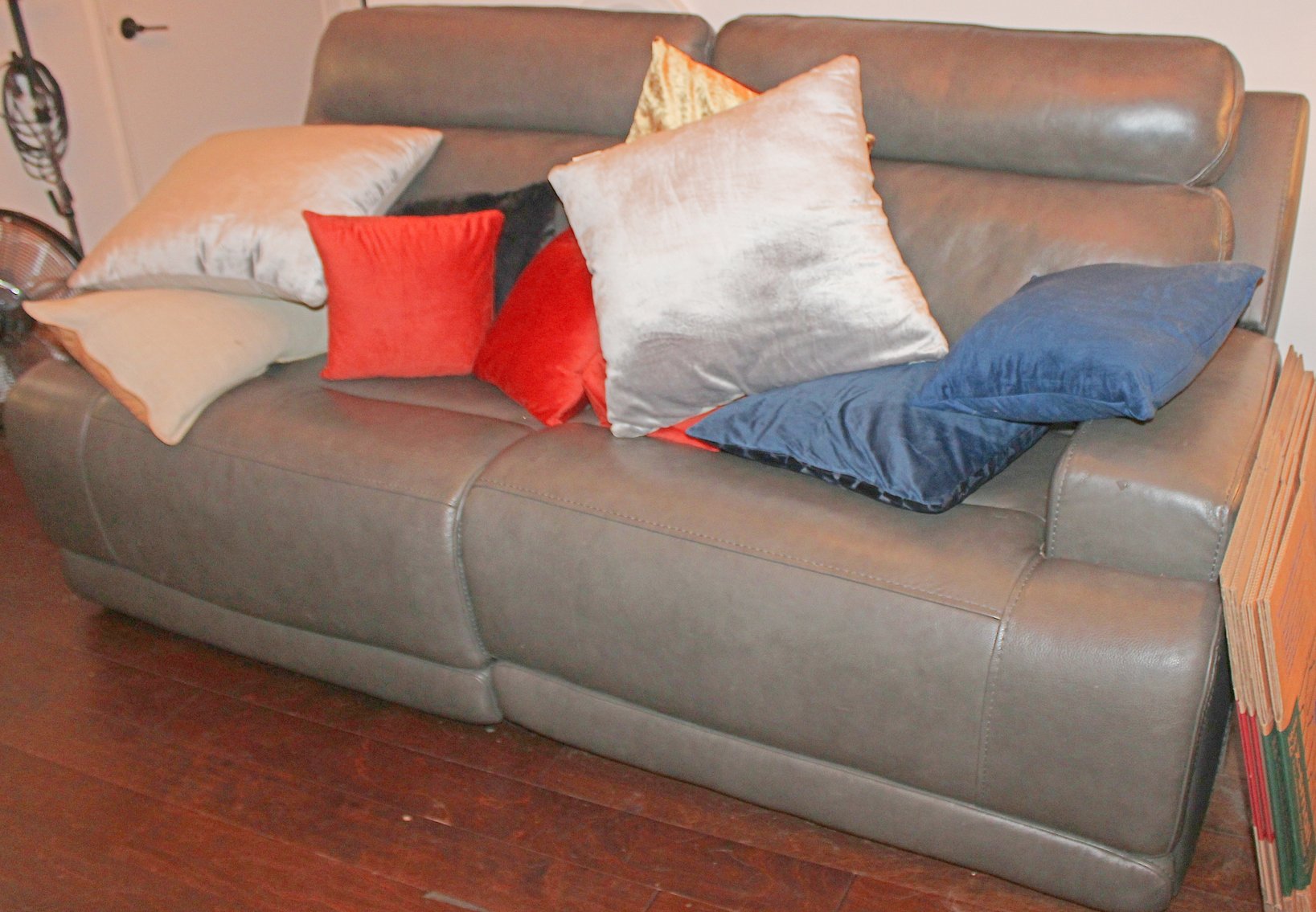 Image for HIGH END LIVING ESTATE AUCTION