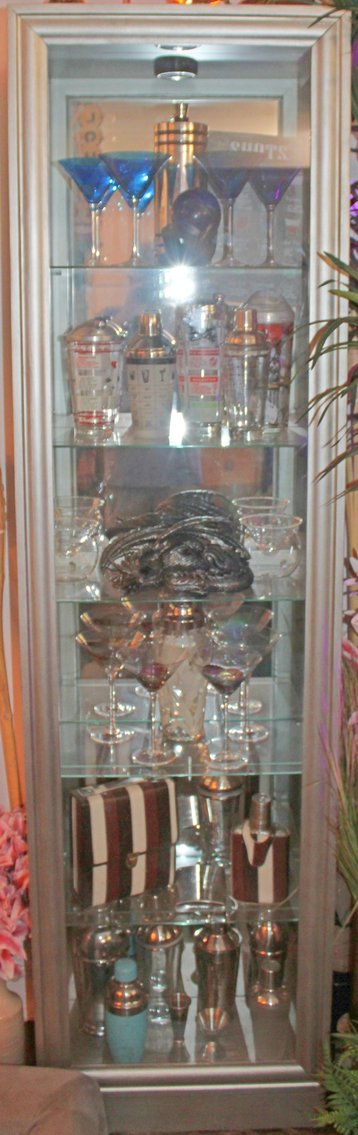 Image for HIGH END LIVING ESTATE AUCTION