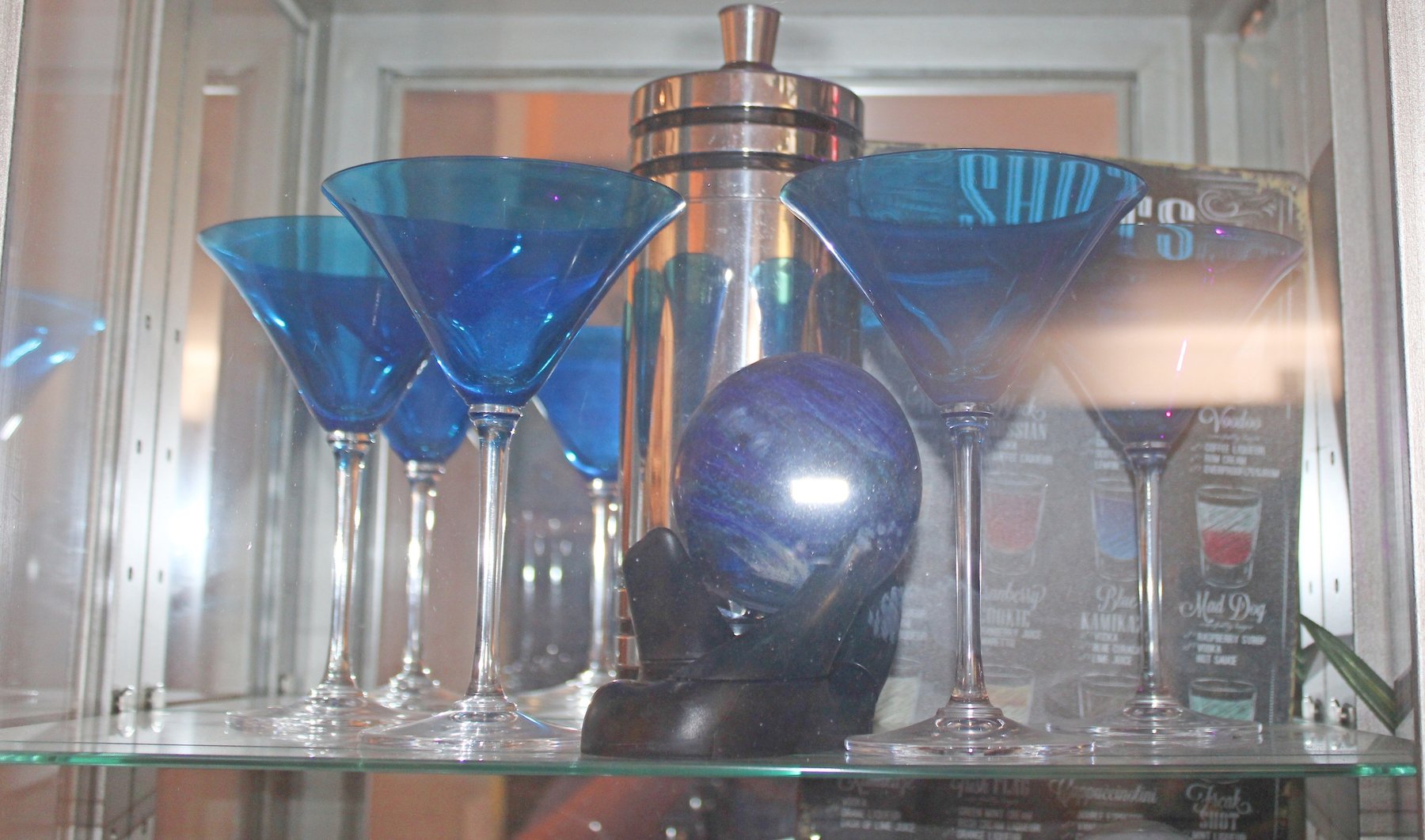 Image for HIGH END LIVING ESTATE AUCTION