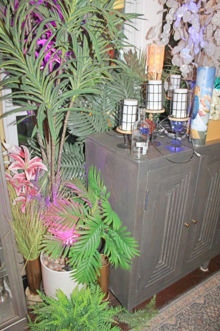 Image for HIGH END LIVING ESTATE AUCTION