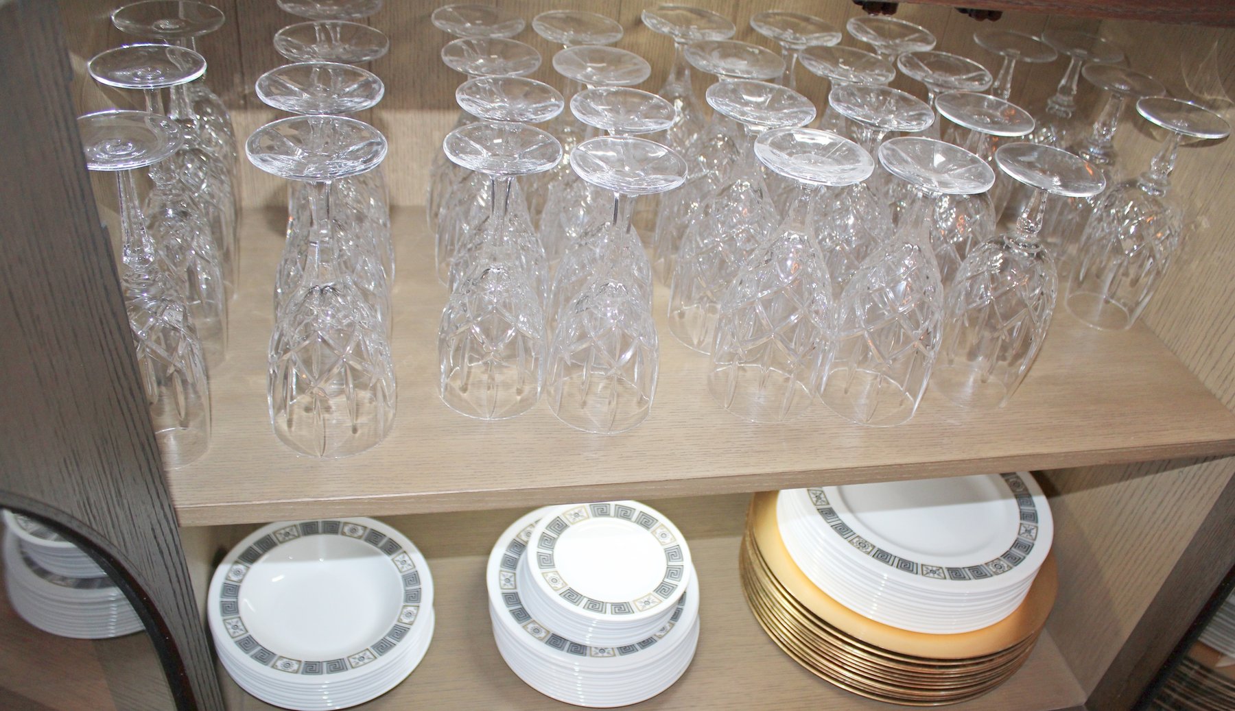 Image for HIGH END LIVING ESTATE AUCTION