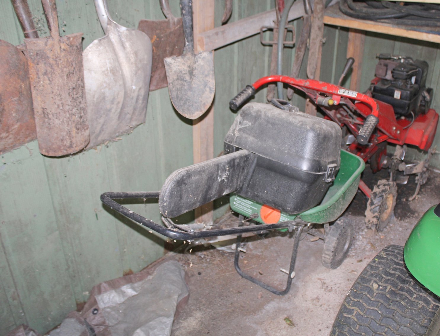 Image for ESTATE AUCTION