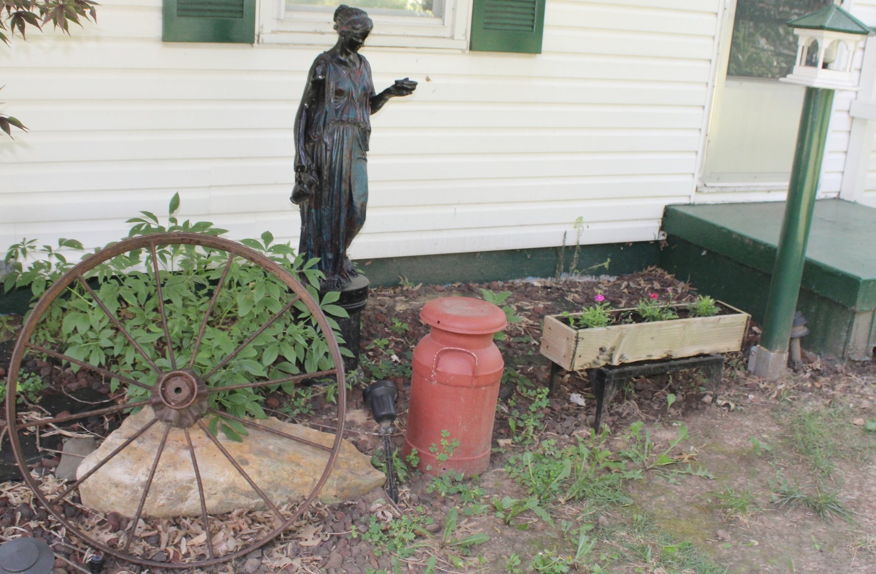 Image for ESTATE AUCTION