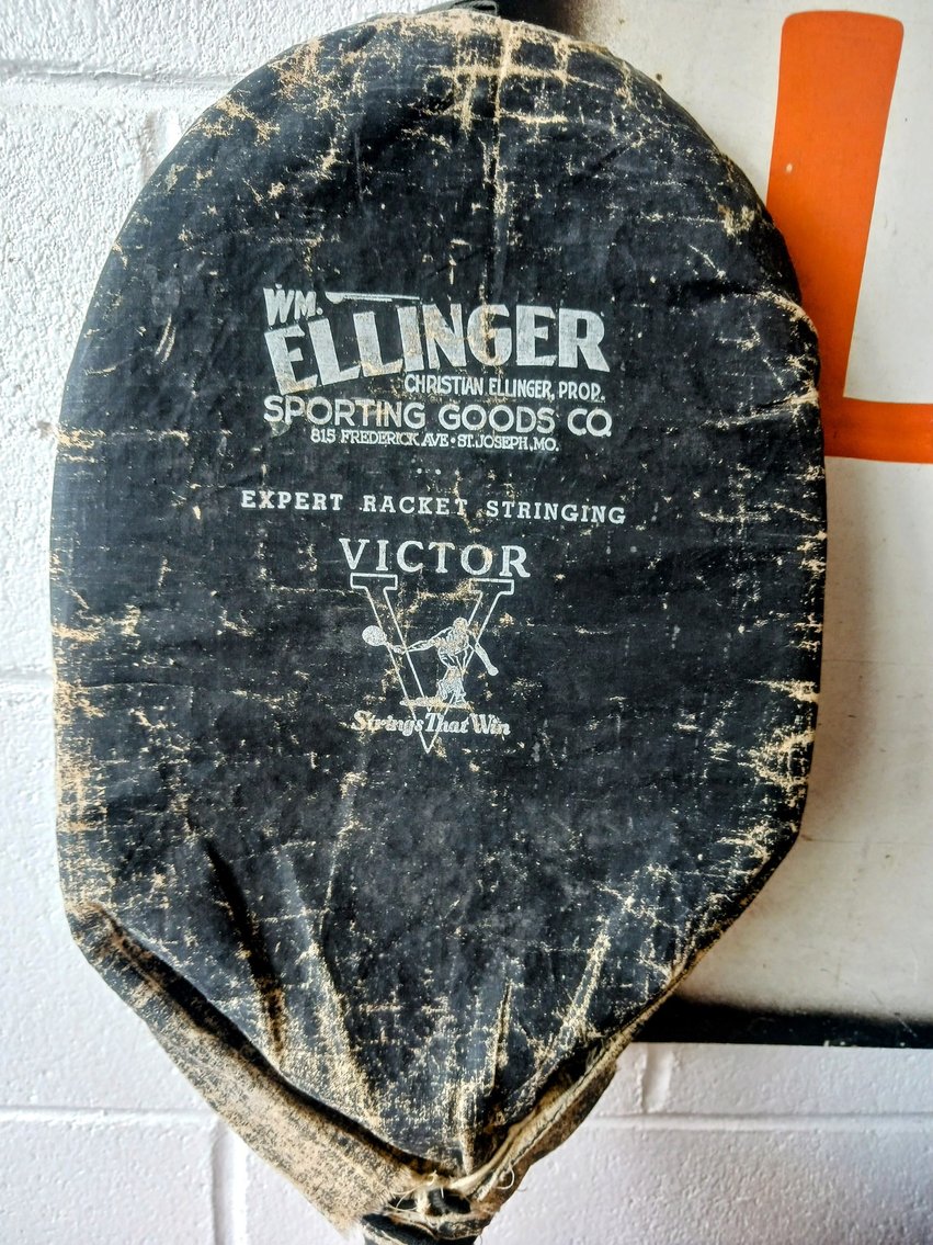 Image for INDOOR ANTIQUE AUCTION