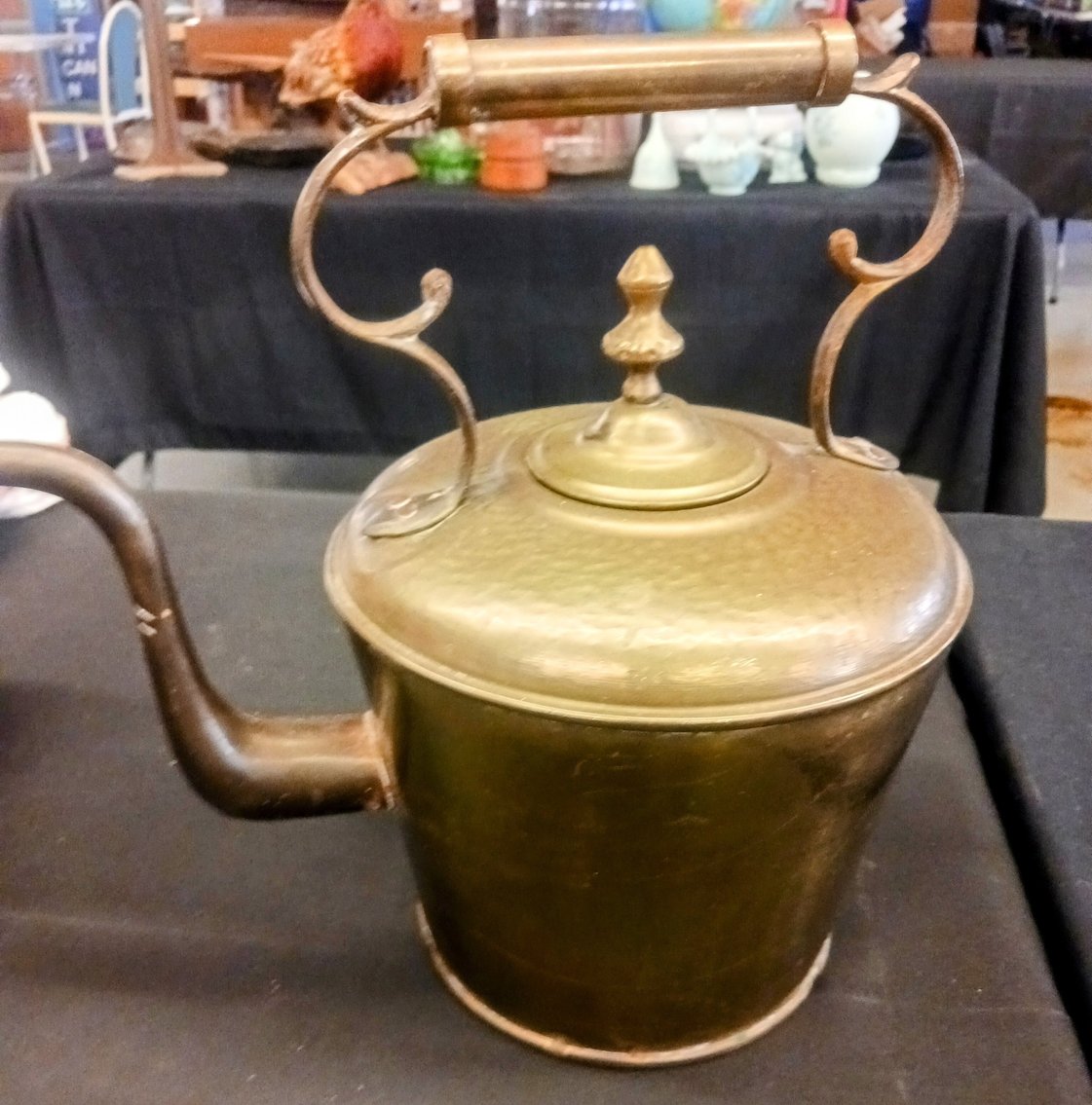 Image for INDOOR ANTIQUE AUCTION