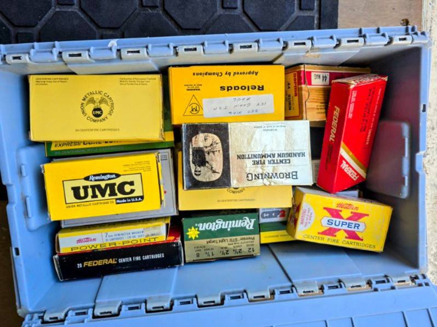 Image for INDOOR ANTIQUE AUCTION