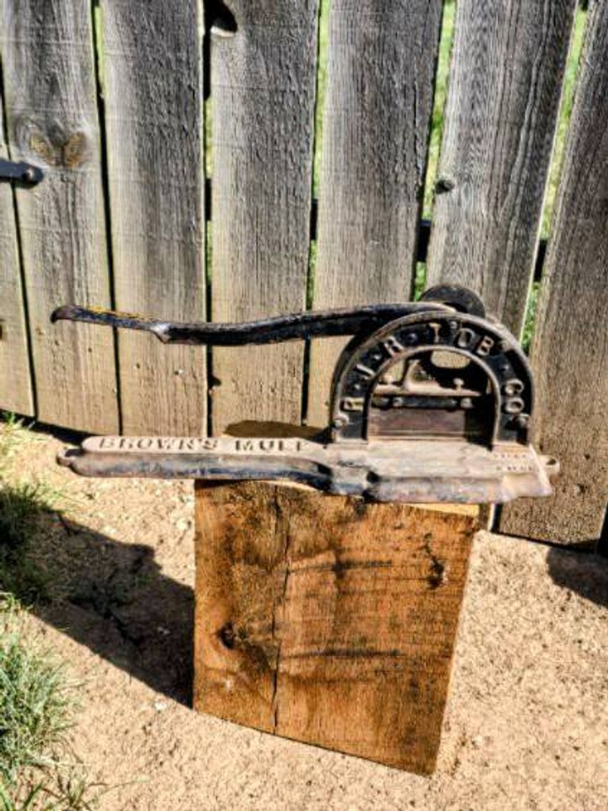 Image for INDOOR ANTIQUE AUCTION