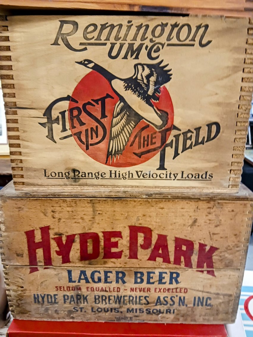 Image for INDOOR ANTIQUE AUCTION