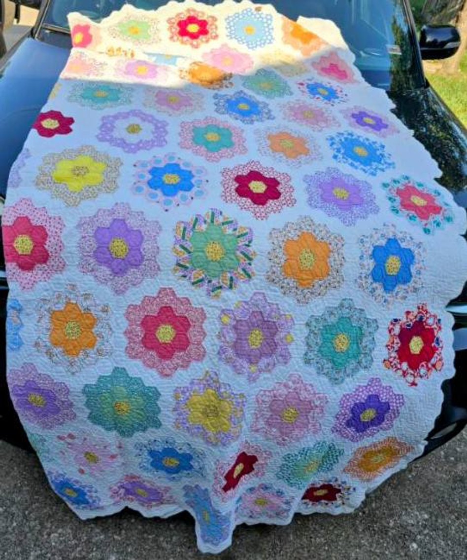 Image for INDOOR ANTIQUE AUCTION