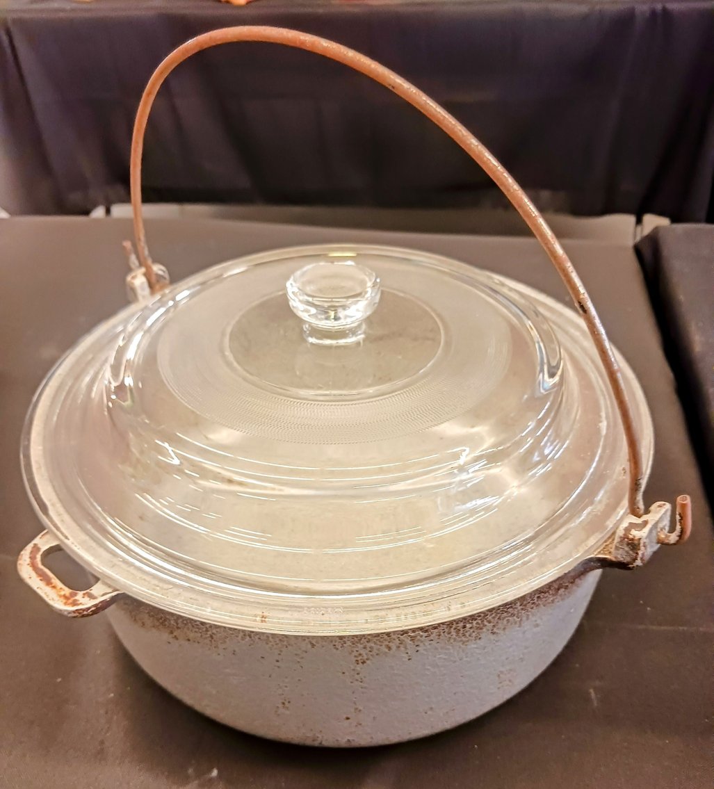 Image for INDOOR ANTIQUE AUCTION