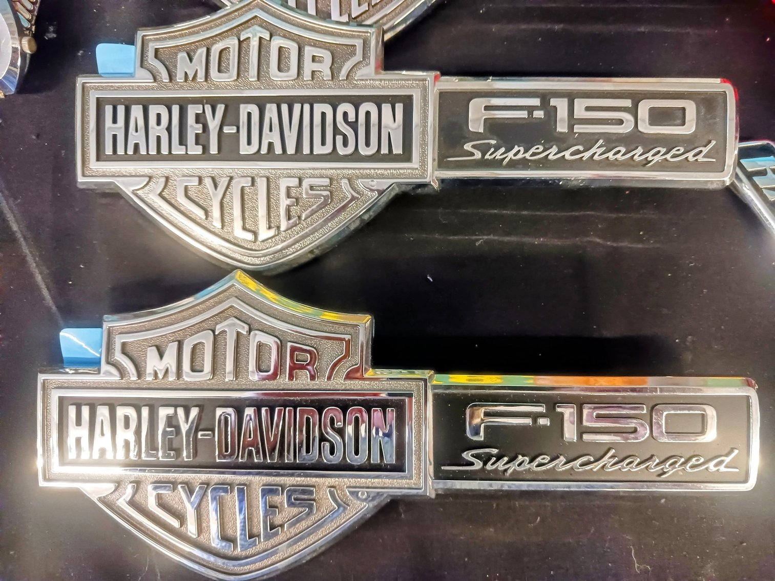 Image for INDOOR ANTIQUE AUCTION