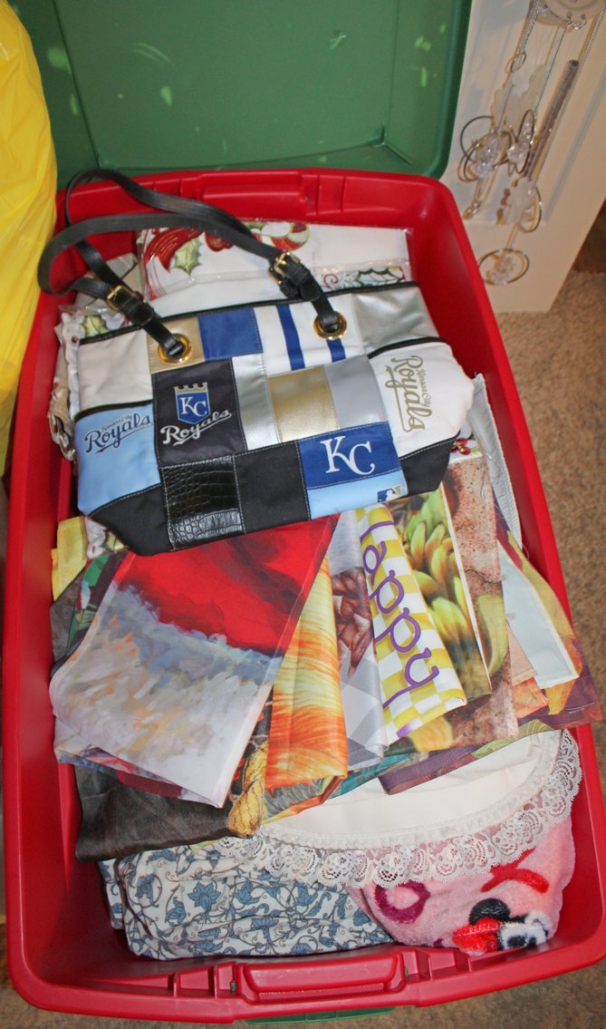 Image for LIVING ESTATE AUCTION