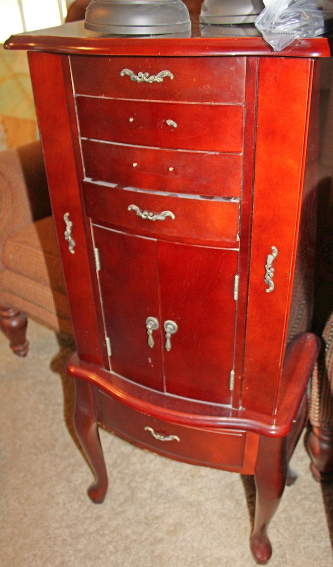 Image for LIVING ESTATE AUCTION