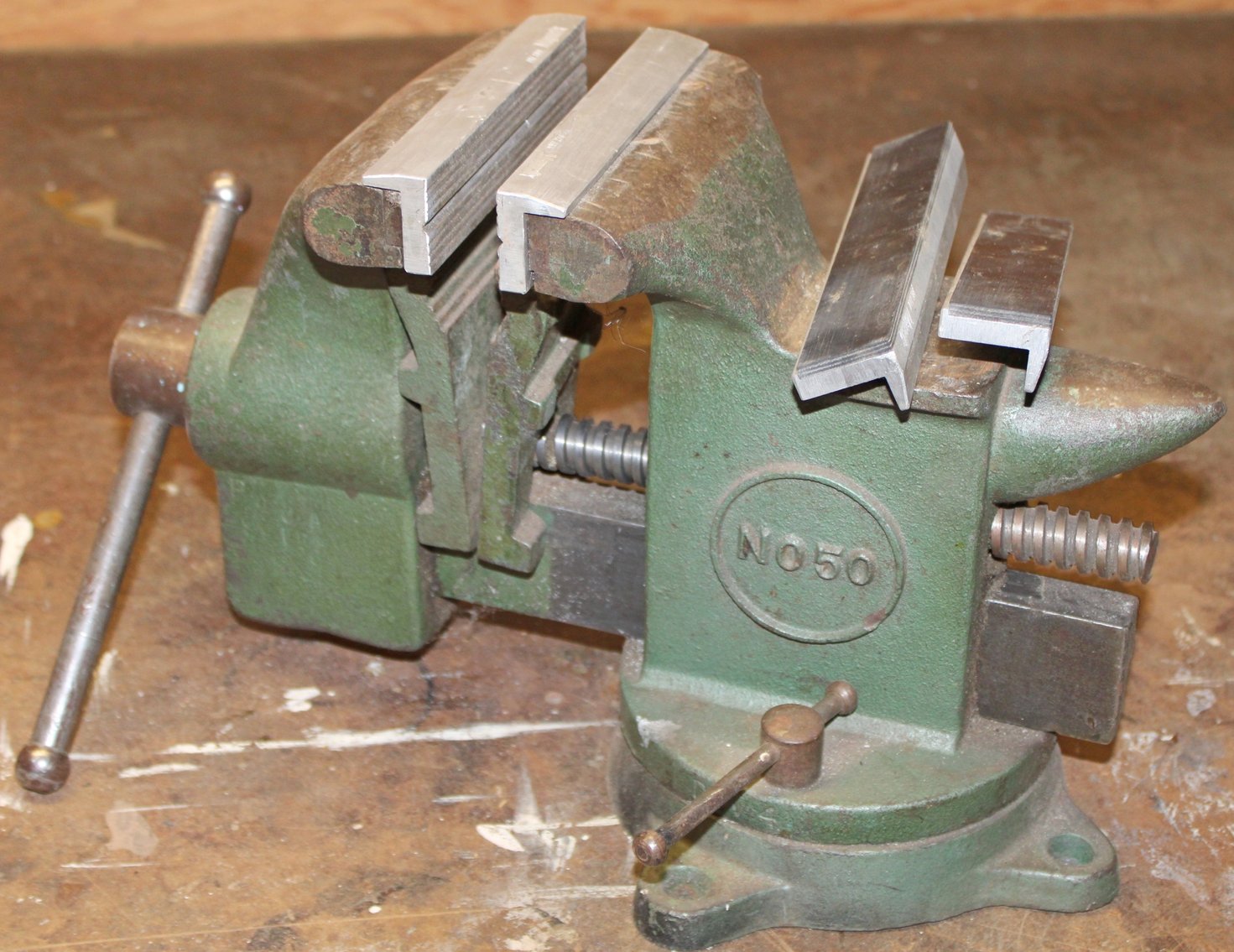 Image for LIVING ESTATE AUCTION