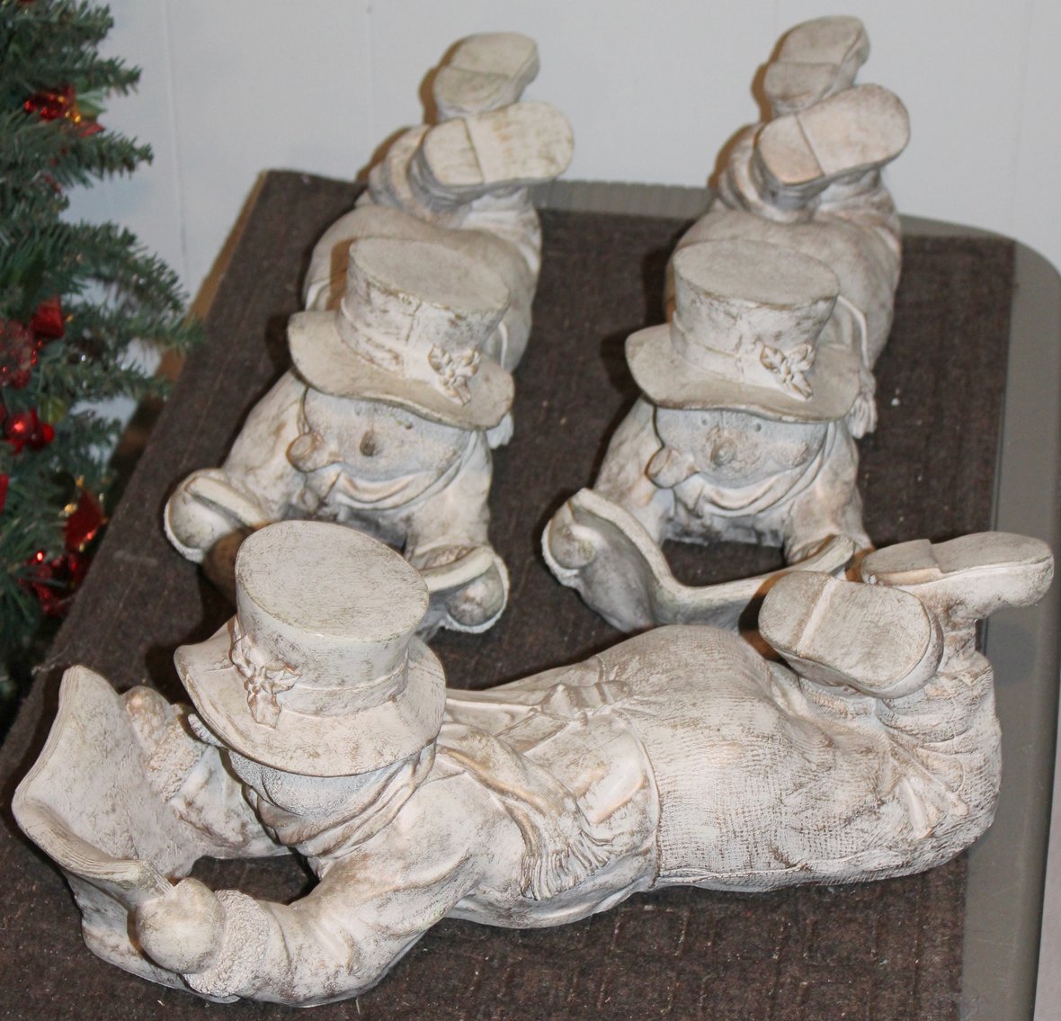 Image for LIVING ESTATE AUCTION