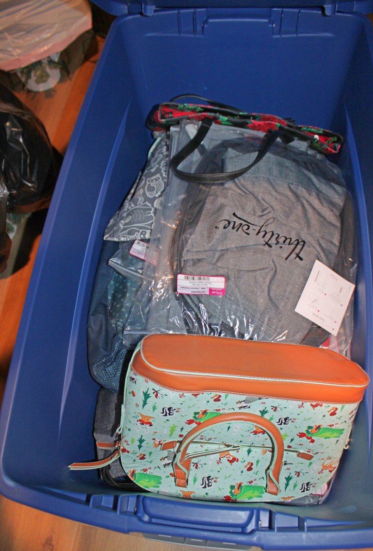 Image for LIVING ESTATE AUCTION