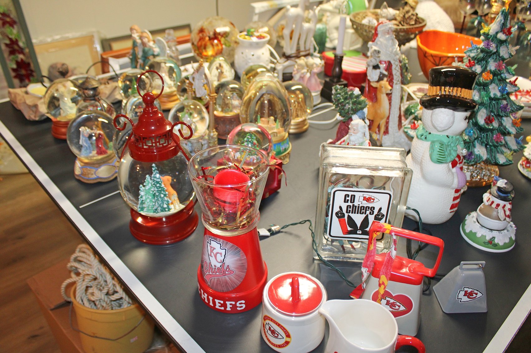 Image for LIVING ESTATE AUCTION